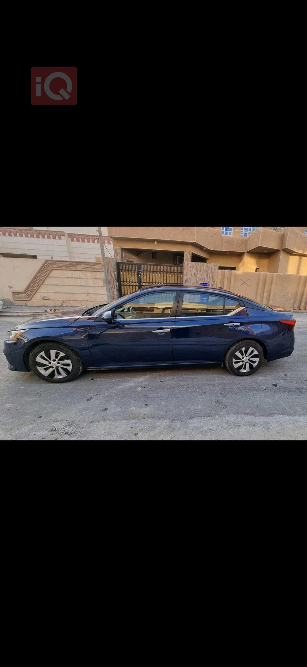 نيسان ألتيما